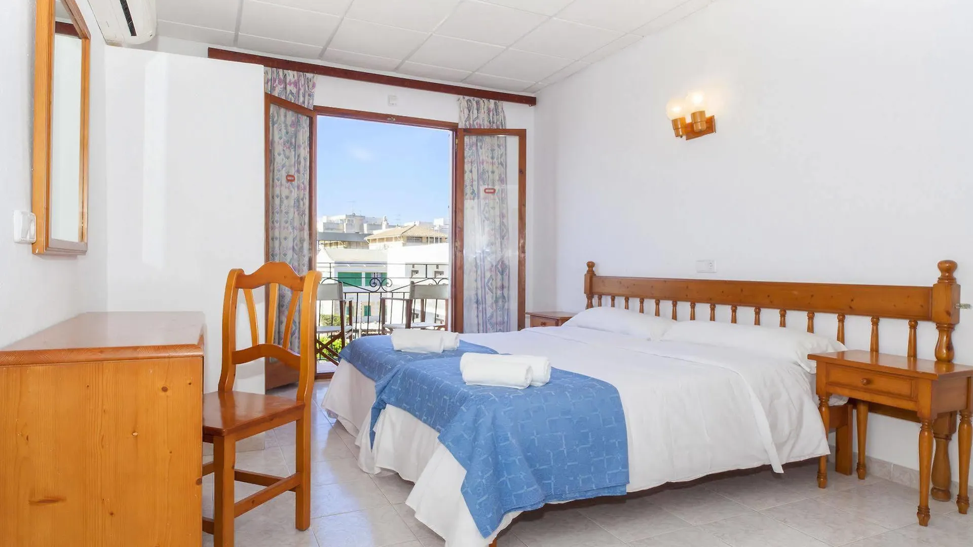 Can Beia Hostal Boutique (Adults Only) Sant Antoni de Portmany İspanya