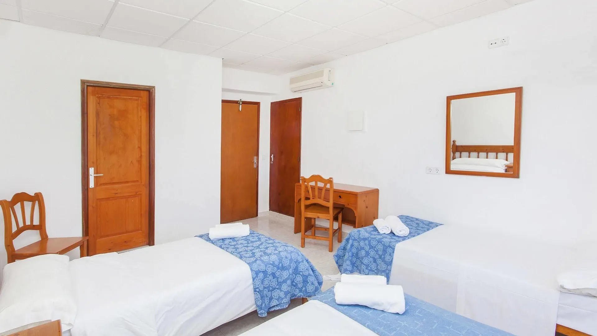 Can Beia Hostal Boutique (Adults Only) Sant Antoni de Portmany 2*,  İspanya